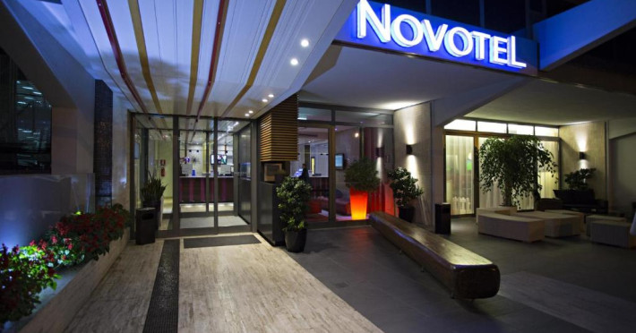 novotel-roma-eur-51f0f9448c33d3a5.jpeg