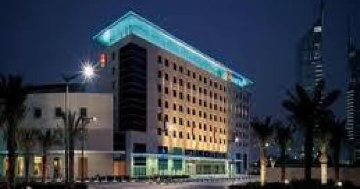 novotel-world-trade-centre-dubai-179ac58cabc8c8b3.jpeg