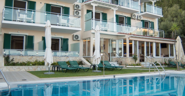 oasis-hotel-lefkada-f0679426ff16a2e5.jpeg
