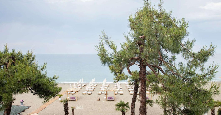 oceana-beach-hotel-ed4a550aa1a09177.jpeg