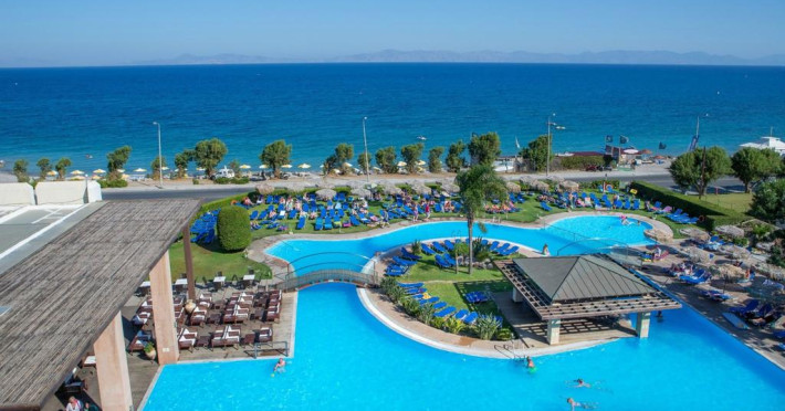oceanis-beach-d1f955a8f8c679ad.jpeg