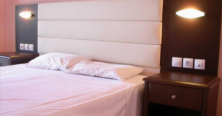 orlovetz-hotel-15ed27678fa6677a.jpeg