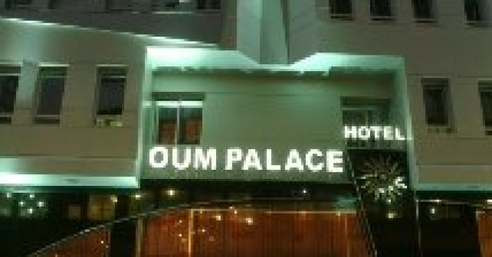 oum-palace-d620320665e2cbf1.jpeg