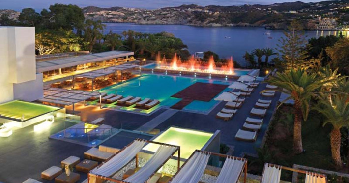 out-of-the-blue-resort-spa-f4215f425672df14.jpeg