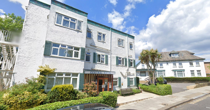oyo-central-hotel-golders-green-1608f701d28fc62b.jpeg