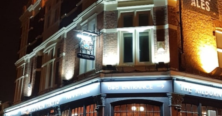 oyo-the-kilburn-arms-73935529bac23a2d.jpeg