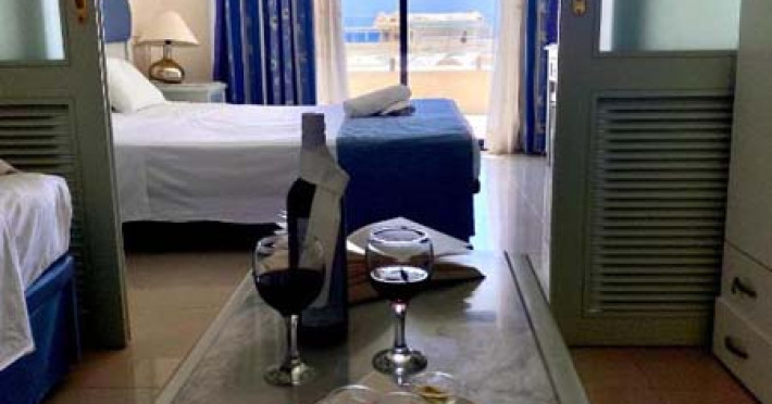 oz-hotels-sui-cce6805ce107e96f.jpeg
