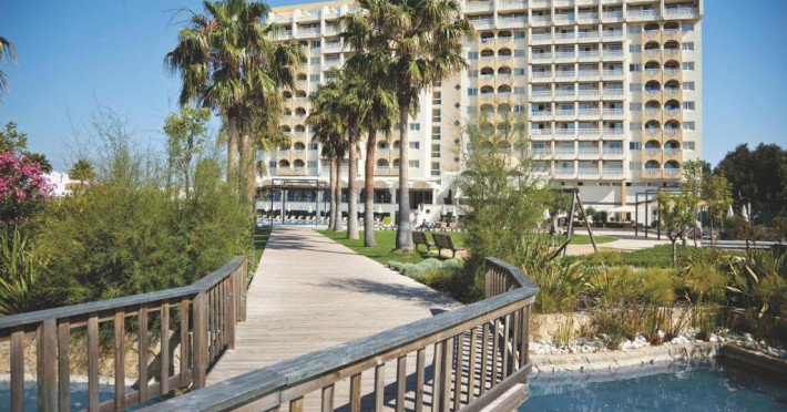 ozadi-altura-beach-resort-0151a24fb9ebd960.jpeg