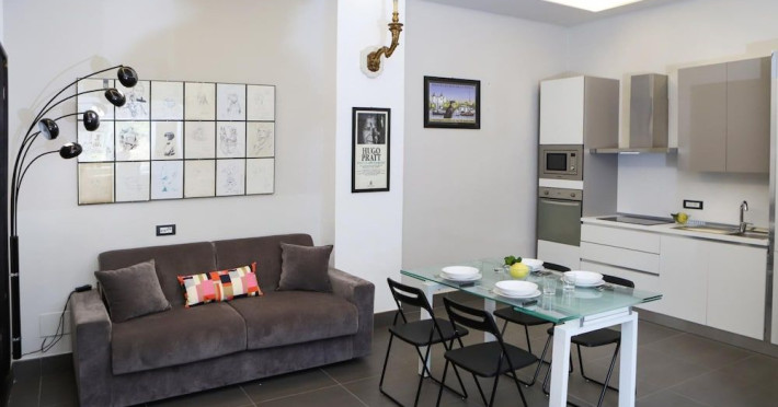 palazzo-firrao-stylish-apartment-cav-1e3df54342115707.jpeg