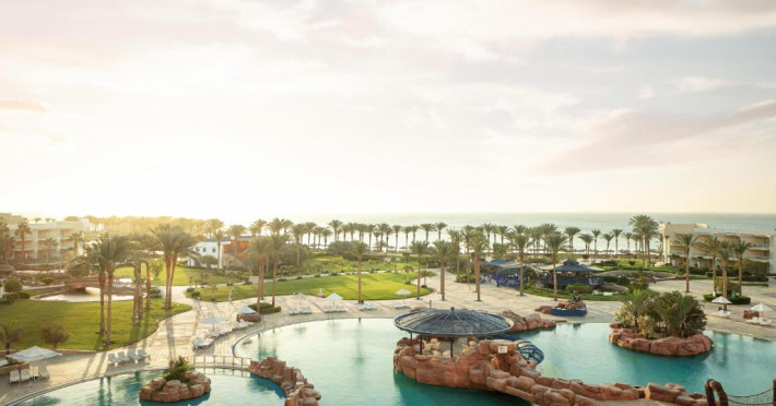 PALM ROYALE RESORT SOMA BAY