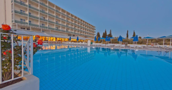 palmariva-beach-hotel-32b7f2c96185b3f4.jpeg