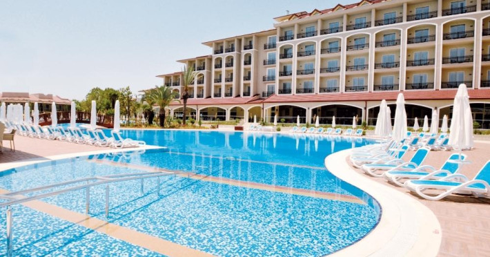 PALOMA OCEANA RESORT