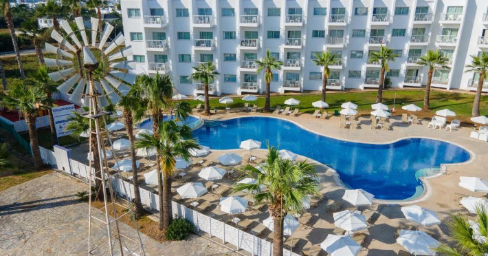 papantonia-hotel-2afc0bec96b1e106.jpeg