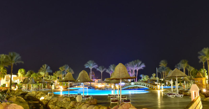 parrotel-beach-resort-c95d5a1a4a6d9884.jpeg