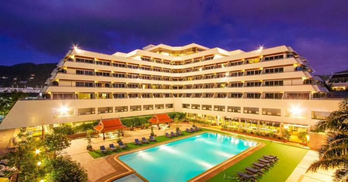 patong-resort-3659441837c07fa3.jpeg