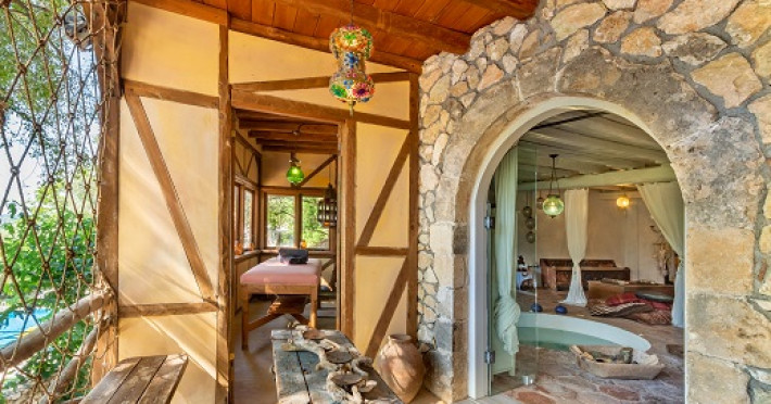 Pavezzo Country Retreat
