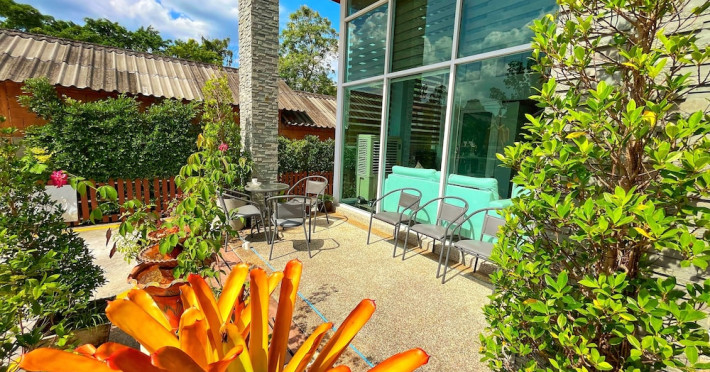 peak-boutique-city-hotel-krabi-f00373fe7bad2ac9.jpeg