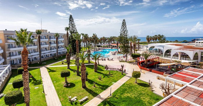 LOUIS PHAETHON BEACH HOTEL