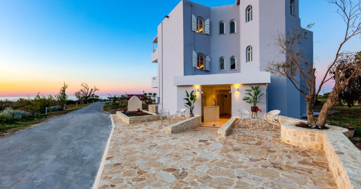 pinelopi-beach-suites-rethymno-c7f62a68b25e0ad1.jpeg
