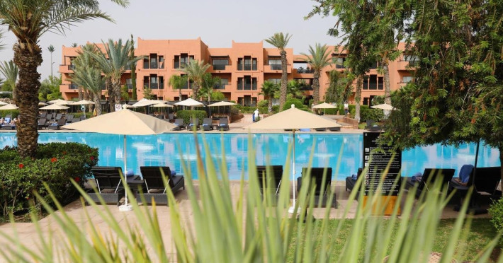 piscina-aa25589e599fcba5.jpeg