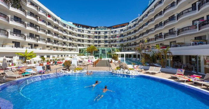 piscina-cb6f216c32552e69.jpeg