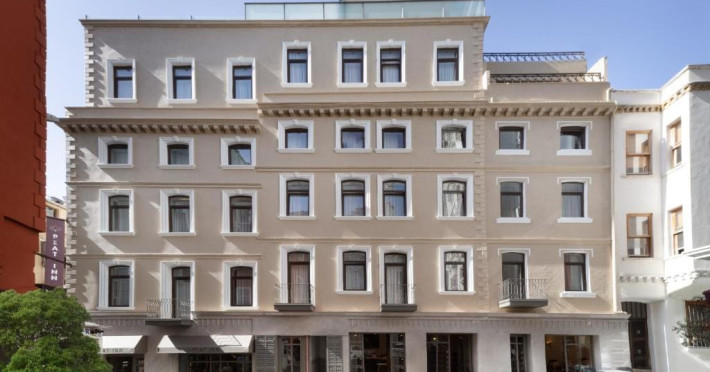 plat-inn-hotel-taksim-7a514dd8511c3659.jpeg