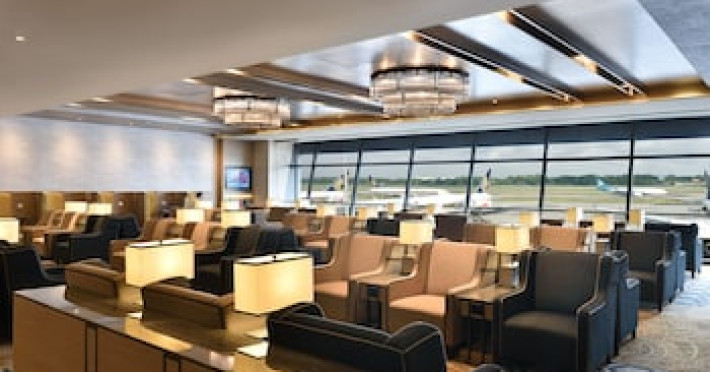 plaza-premium-lounge-singapore-t1-bc6923e6d15b90c6.jpeg