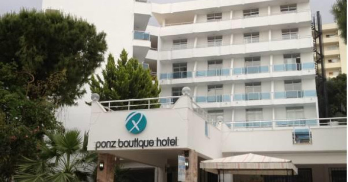 ponz-hotel-9ee61f12df693999.jpeg