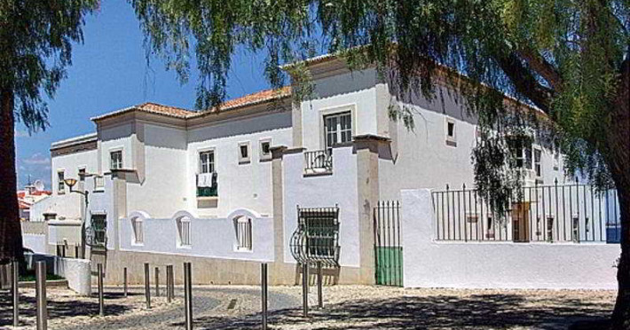 porta-da-vila-15edac4d3c1ee411.jpeg