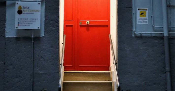 porta-san-gennaro-87f0fff8e73cb192.jpeg