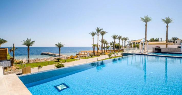 posh-club-sunrise-diamond-beach-resort-107918f93df10459.jpeg