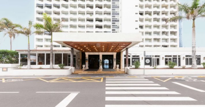 precise-resort-tenerife-43172c67e9d7a0ec.png