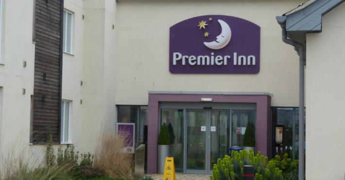 premier-inn-burgess-hill-347ff8a78e2e9113.png