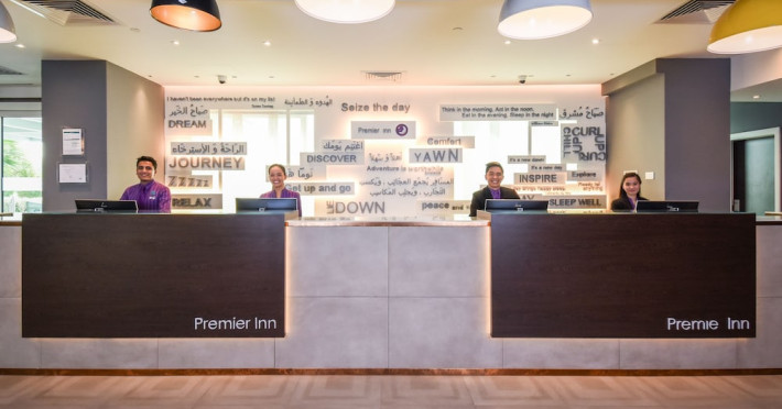 premier-inn-dubai-investments-park-f04727b3f2719737.jpeg