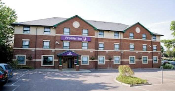 premier-inn-watford-central-fd8e33468a14ecc2.jpeg