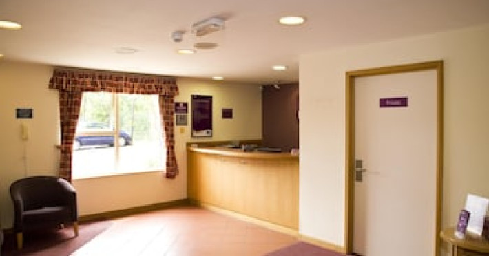 premier-inn-watford-north-73ed37a2638497cd.jpeg
