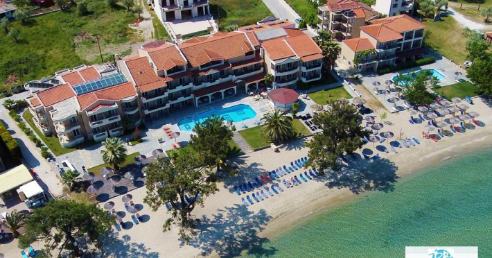 rachoni-bay-resort-ed889ff7baf87d57.jpeg