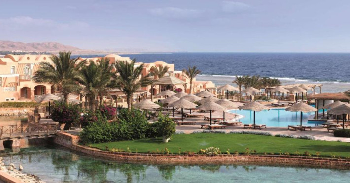 radisson-blu-resort-el-quseir-f5d788d394e66b64.jpeg