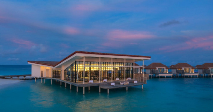 radisson-blu-resort-maldives-7184ddebab7d695c.jpeg