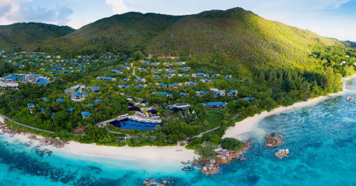 raffles-seychelles-resort-a44cc81e6eac8a34.jpeg