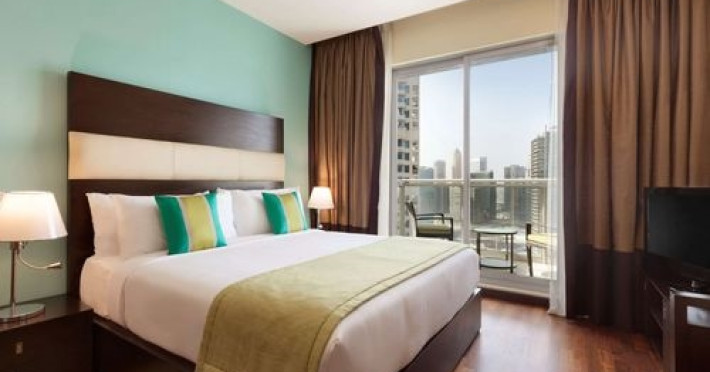 ramada-by-wyndham-downtown-dubai-b9d1c768c5ae8b1a.jpeg