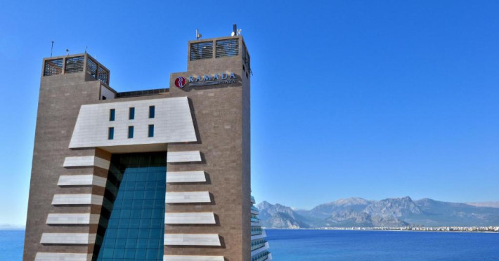 ramada-plaza-antalya-334b414ad0d427ee.jpeg