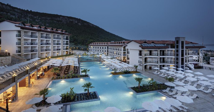 ramada-resort-akbuk-c480239e2c740439.jpeg