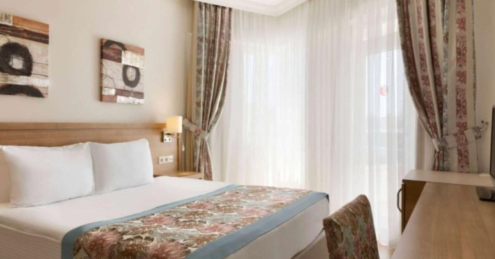 ramada-resort-lara-ea9bb3b11ce76ea4.jpeg
