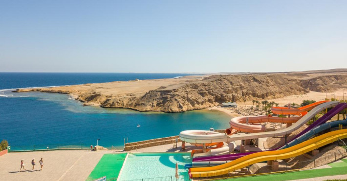 red-sea-tahj-mahal-resort-aqua-park-ex-al-nabila-makadi-555382f1f42e804c.jpeg