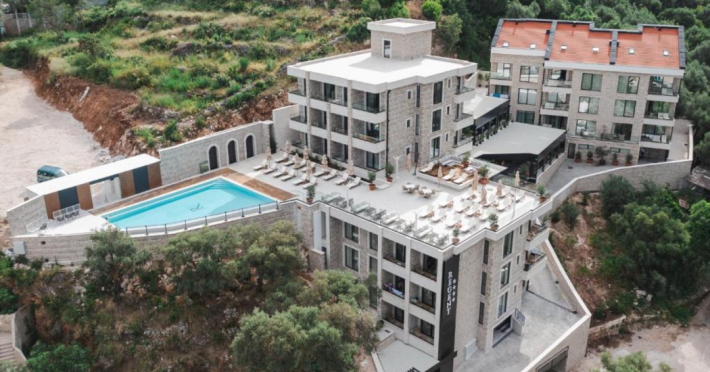 regent-resort-budva-8222b6cf568740fd.png
