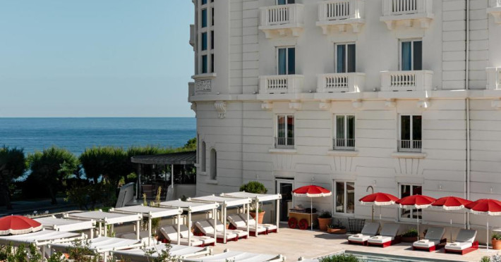 regina-experimental-biarritz-eb28af9b131b9273.jpeg