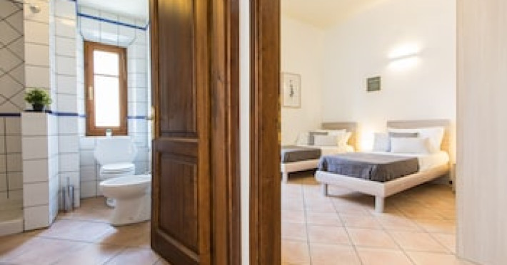 rental-in-rome-rosselli-palace-apartment-5-fe66cc71de55fa39.jpeg