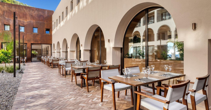 restaurantul-agora-d41876f4d32f7da7.jpeg