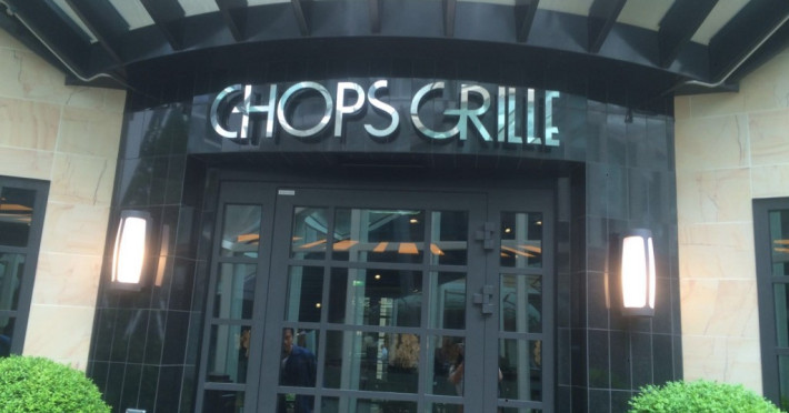 Restaurantul Chops Grille